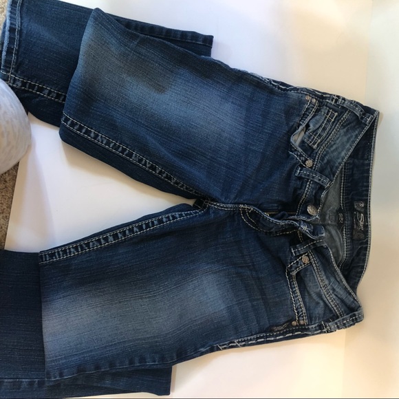 Jeans - Picture 2 of 9